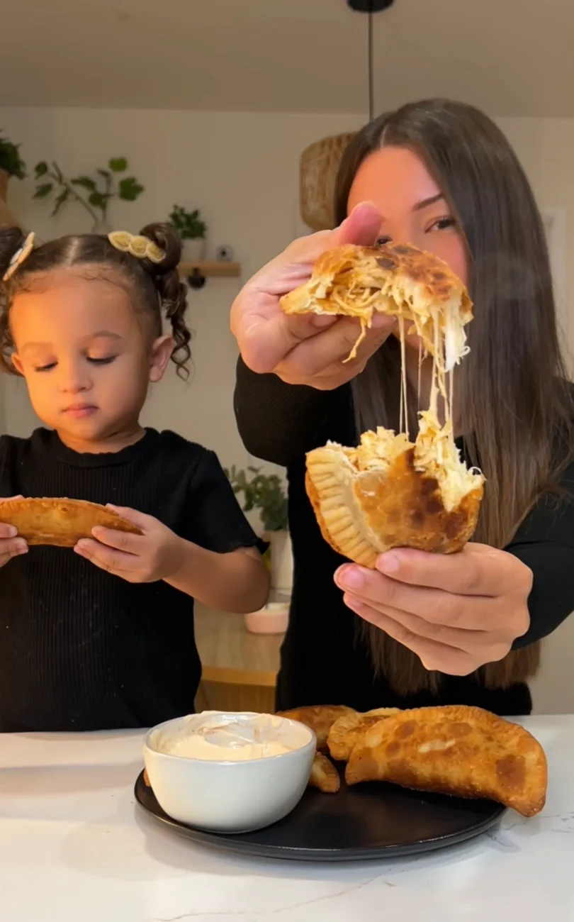 IMG_2133 The Ultimate Comfort Food: Viral Pastelitos de Pollo a la Crema 🥟🍗