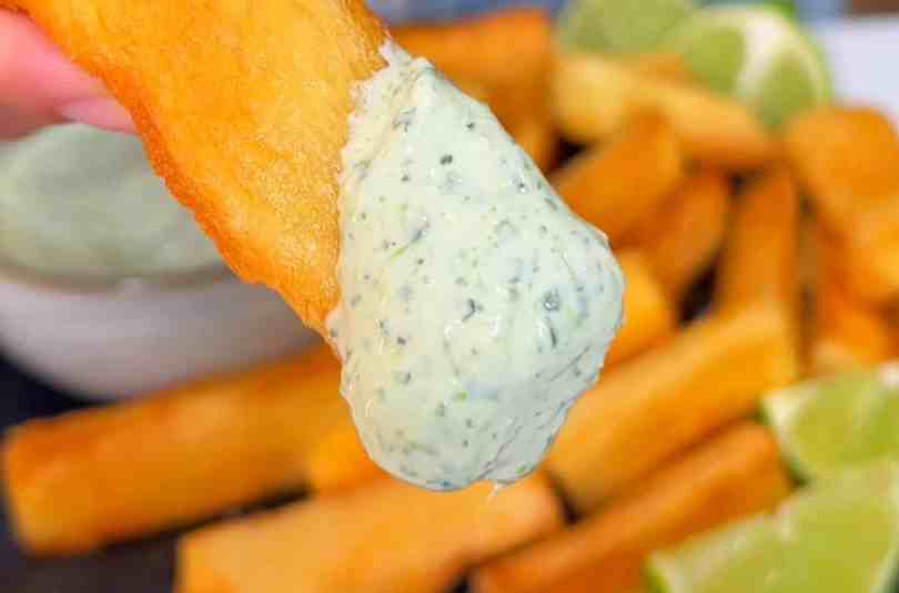 Yuca Frita w/ cilantro garlic sauce 🇩🇴🍋‍🟩